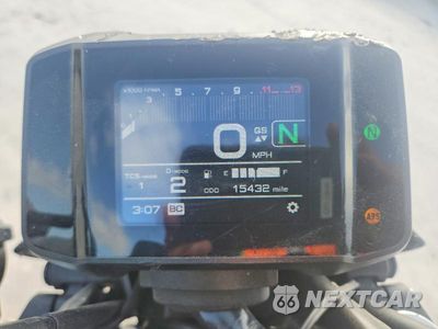 Zdjęcie 7 z 9 samochodu: 2023 YAMAHA MT09 VIN:JYARN71E8PA004079 - miniatura