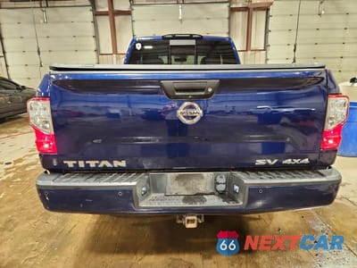 Zdjęcie 6 z 12 samochodu: 2018 NISSAN TITAN SV VIN:1N6AA1C59JN506586 - miniatura