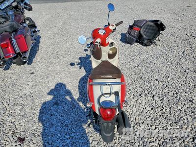 Czwarte zdjęcie samochodu z boku: 2025 HONDA NCW50 VIN:JH2AF771XSK801446 - miniatura