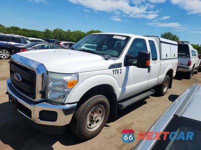 2015 FORD F250 SUPER DUTY 1FT7X2B69FEA92163 - główne zdjęcie licytacji z USA - miniatura