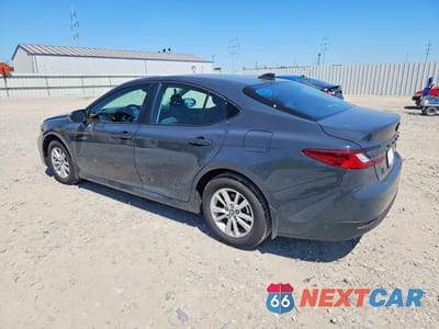 Drugie zdjęcie samochodu z przodu: 2026 TOYOTA CAMRY LE VIN:4T1DBADK9TU058808 - miniatura