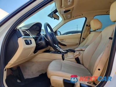 Zdjęcie 7 z 12 samochodu: 2015 BMW 320 I VIN:WBA3B1G55FNT03735 - miniatura