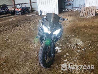 Drugie zdjęcie samochodu z przodu: 2023 KAWASAKI EX650 R VIN:ML5EXER16PDA84917 - miniatura