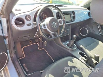Zdjęcie 8 z 12 samochodu: 2015 VOLKSWAGEN BEETLE 1.8T VIN:3VWH17AT9FM602352 - miniatura