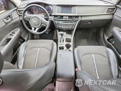 Zdjęcie 8 z 12 samochodu: 2018 KIA OPTIMA S VIN:5XXGT4L33JG242784 - miniatura