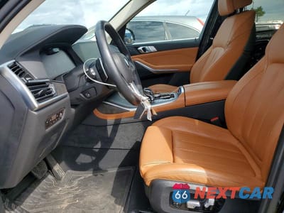 Zdjęcie 7 z 13 samochodu: 2022 BMW X7 XDRIVE40I VIN:5UXCW2C0XN9K89411 - miniatura