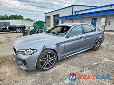 2023 BMW M5 WBS83CH0XPCM97267 - główne zdjęcie licytacji z USA - miniatura