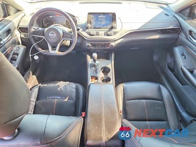 Zdjęcie 8 z 12 samochodu: 2021 NISSAN ALTIMA SR VIN:1N4BL4CV7MN413384 - miniatura