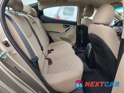 Zdjęcie 10 z 12 samochodu: 2016 HYUNDAI ELANTRA SE VIN:5NPDH4AE7GH686319 - miniatura