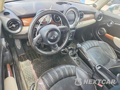Zdjęcie 8 z 12 samochodu: 2011 MINI COOPER VIN:WMWSV3C58BTY20120 - miniatura
