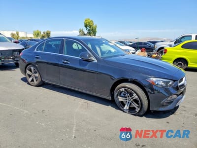 Czwarte zdjęcie samochodu z boku: 2025 MERCEDES-BENZ C 300 4MATIC VIN:W1KAF4HB0SR287943 - miniatura