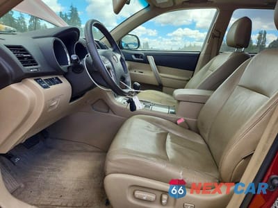 Zdjęcie 7 z 13 samochodu: 2008 TOYOTA HIGHLANDER SPORT VIN:JTEES43A882046571 - miniatura