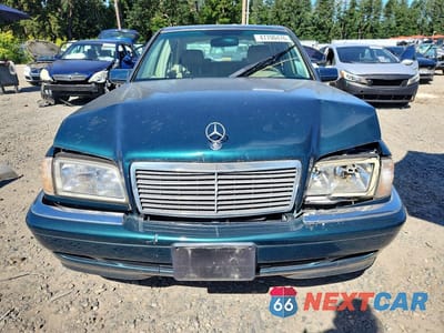 Piąte zdjęcie samochodu w środku: 1998 MERCEDES-BENZ C 230 VIN:WDBHA23G0WA606145 - miniatura