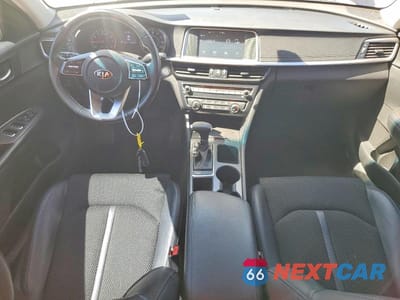 Zdjęcie 8 z 12 samochodu: 2020 KIA OPTIMA S VIN:5XXGT4L35LG396500 - miniatura