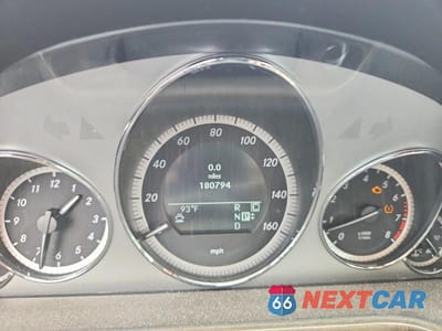 Zdjęcie 9 z 12 samochodu: 2010 MERCEDES-BENZ E 350 4MATIC VIN:WDDHF8HB2AA114542 - miniatura