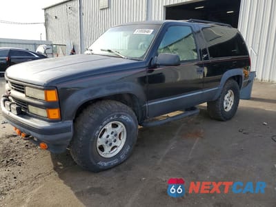 1998 CHEVROLET TAHOE K1500 3GNEK18R0WG124791 - główne zdjęcie licytacji z USA - miniatura