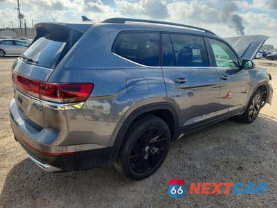 Trzecie zdjęcie samochodu z tyłu: 2025 VOLKSWAGEN ATLAS SE VIN:1V2HR2CA4SC576571 - miniatura