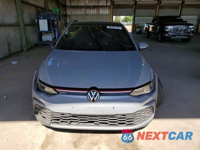 Piąte zdjęcie samochodu w środku: 2023 VOLKSWAGEN GTI SE VIN:WVW3A7CD8PW134036 - miniatura