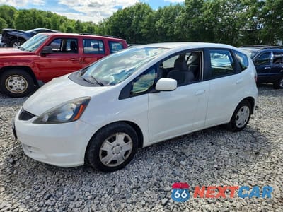2013 HONDA FIT JHMGE8H32DC037017 - główne zdjęcie licytacji z USA - miniatura
