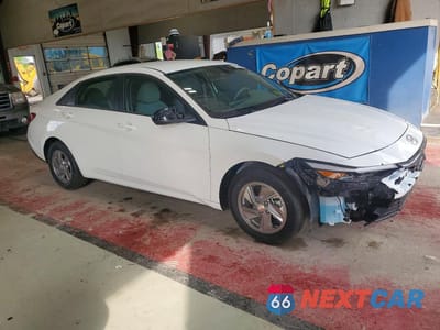 Czwarte zdjęcie samochodu z boku: 2026 HYUNDAI ELANTRA SE VIN:KMHLL4DG8TU216092 - miniatura
