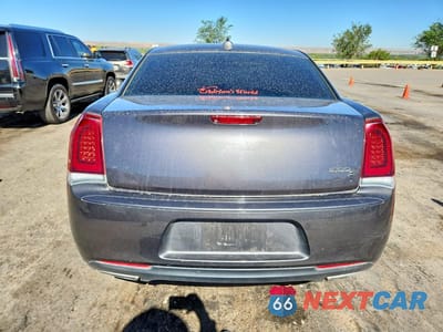 Zdjęcie 6 z 12 samochodu: 2019 CHRYSLER 300 S VIN:2C3CCAGG0KH586246 - miniatura