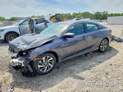 2017 HONDA CIVIC EX 2HGFC2F77HH556056 - główne zdjęcie licytacji z USA - miniatura