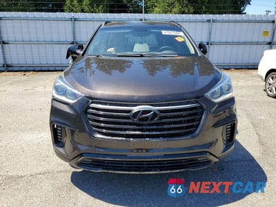 Piąte zdjęcie samochodu w środku: 2017 HYUNDAI SANTA FE SE VIN:KM8SM4HF6HU213290 - miniatura