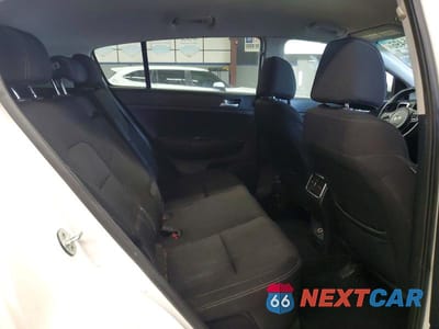 Zdjęcie 11 z 13 samochodu: 2017 KIA SPORTAGE LX VIN:KNDPMCACXH7040814 - miniatura