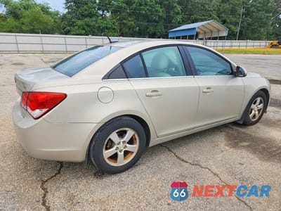 Trzecie zdjęcie samochodu z tyłu: 2011 CHEVROLET CRUZE LT VIN:1G1PG5S96B7109634 - miniatura