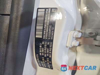 Zdjęcie 14 z 14 samochodu: 2023 JEEP RENEGADE LATITUDE VIN:ZACNJDB18PPP31972 - miniatura