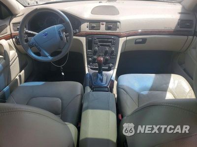 Zdjęcie 8 z 12 samochodu: 2005 VOLVO S80 2.5T VIN:YV1TH592451414109 - miniatura