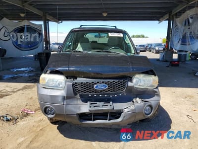 Piąte zdjęcie samochodu w środku: 2006 FORD ESCAPE XLT VIN:1FMYU93126KC27523 - miniatura