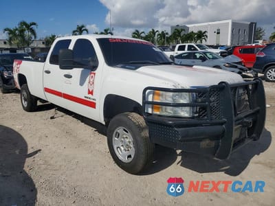 Czwarte zdjęcie samochodu z boku: 2012 CHEVROLET SILVERADO K2500 HEAVY DUTY LT VIN:1GC1KXC82CF130761 - miniatura