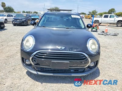 Piąte zdjęcie samochodu w środku: 2018 MINI COOPER CLUBMAN VIN:WMWLN5C51J2E34386 - miniatura