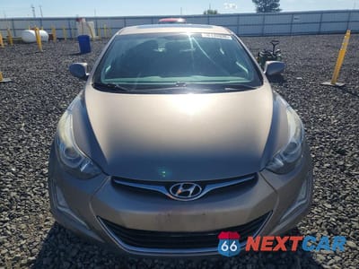 Piąte zdjęcie samochodu w środku: 2015 HYUNDAI ELANTRA SE VIN:5NPDH4AE5FH605915 - miniatura
