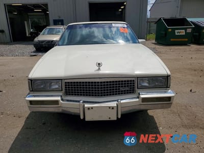 Piąte zdjęcie samochodu w środku: 1989 CADILLAC FLEETWOOD VIN:1G6CB5155K4271195 - miniatura