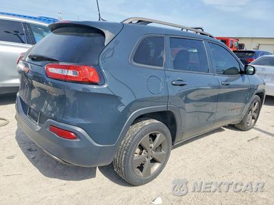 Trzecie zdjęcie samochodu z tyłu: 2016 JEEP CHEROKEE LATITUDE VIN:1C4PJLCB2GW346357 - miniatura