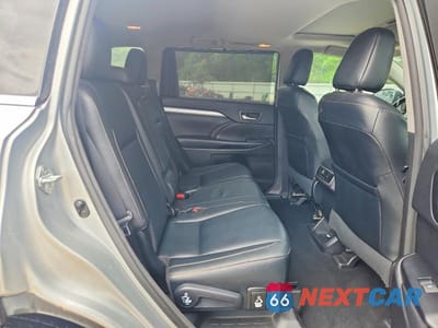 Zdjęcie 11 z 14 samochodu: 2017 TOYOTA HIGHLANDER XLE VIN:5TDKZRFH0HS514228 - miniatura
