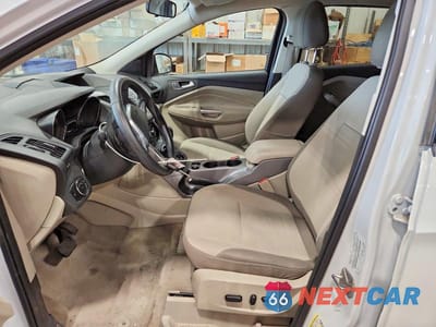 Zdjęcie 7 z 13 samochodu: 2014 FORD ESCAPE SE VIN:1FMCU9GX8EUB97357 - miniatura