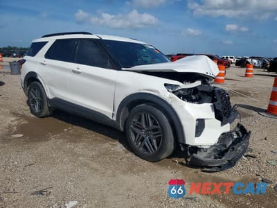Czwarte zdjęcie samochodu z boku: 2025 FORD EXPLORER ST VIN:1FMWK7GC8SGA97516 - miniatura