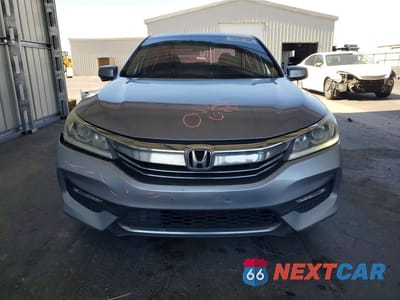 Piąte zdjęcie samochodu w środku: 2016 HONDA ACCORD EX VIN:1HGCR2F77GA152723 - miniatura