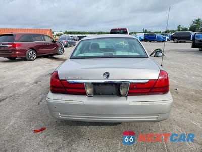 Zdjęcie 6 z 12 samochodu: 2005 MERCURY GRAND MARQUIS GS VIN:2MEFM74WX5X620982 - miniatura