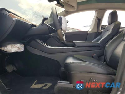 Zdjęcie 7 z 14 samochodu: 2022 TESLA MODEL Y VIN:7SAYGDEE7NF369878 - miniatura