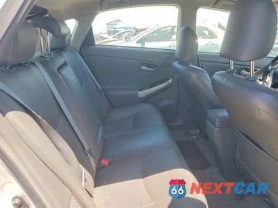 Zdjęcie 10 z 12 samochodu: 2010 TOYOTA PRIUS V VIN:JTDKN3DU6A1036277 - miniatura