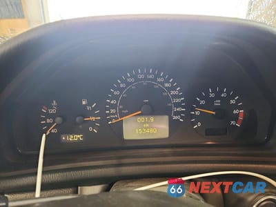 Zdjęcie 9 z 12 samochodu: 2001 MERCEDES-BENZ CLK 320 VIN:WDBLK65G81T070506 - miniatura