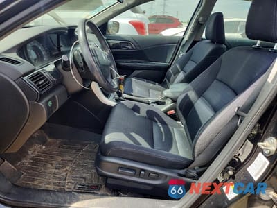 Zdjęcie 7 z 13 samochodu: 2014 HONDA ACCORD SPORT VIN:1HGCR2F52EA168114 - miniatura