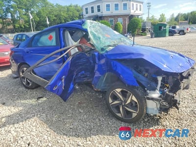 Czwarte zdjęcie samochodu z boku: 2023 HYUNDAI ELANTRA SEL VIN:KMHLS4AG3PU445082 - miniatura