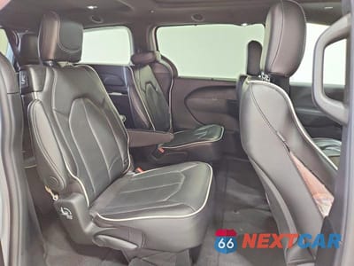 Zdjęcie 11 z 13 samochodu: 2026 CHRYSLER PACIFICA LIMITED VIN:2C4RC1GG9TR178930 - miniatura