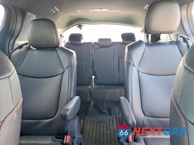Zdjęcie 10 z 14 samochodu: 2026 TOYOTA SIENNA XSE VIN:5TDXSKFC0TS229527 - miniatura