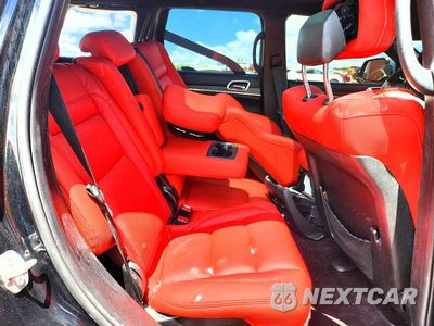 Zdjęcie 10 z 12 samochodu: 2018 JEEP GRAND CHEROKEE TRACKHAWK VIN:1C4RJFN97JC283849 - miniatura